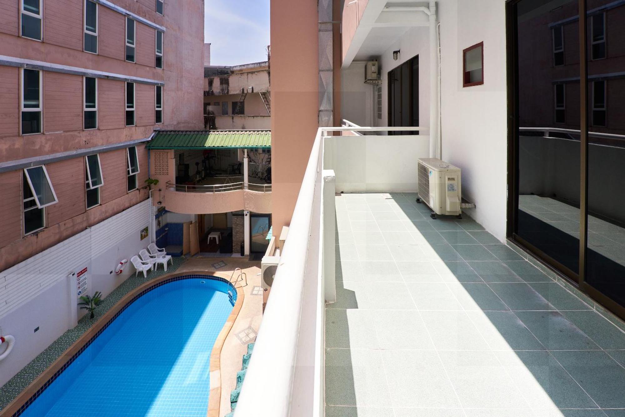 Lime Hotel Patong Bilik gambar