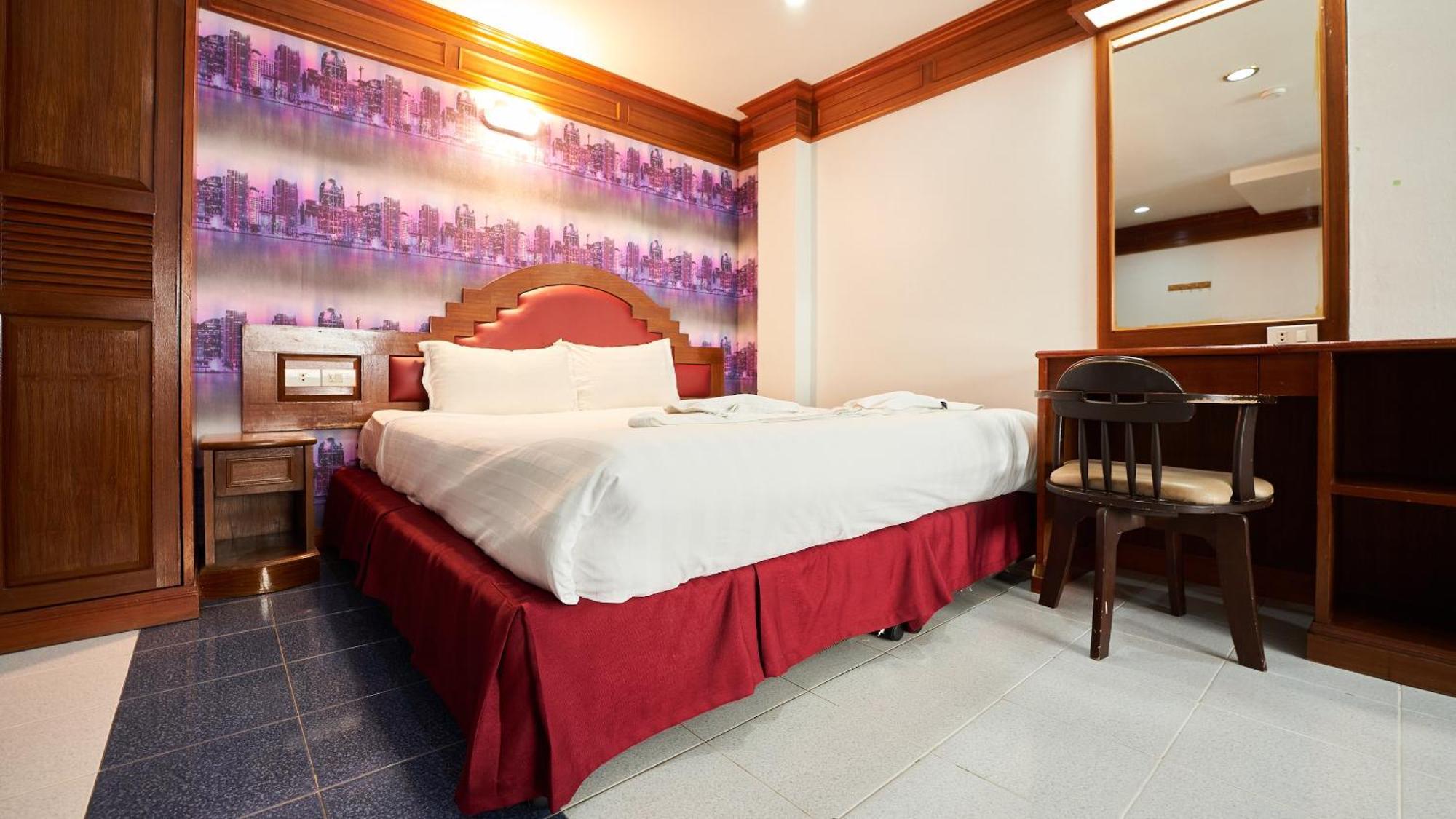Lime Hotel Patong Bilik gambar