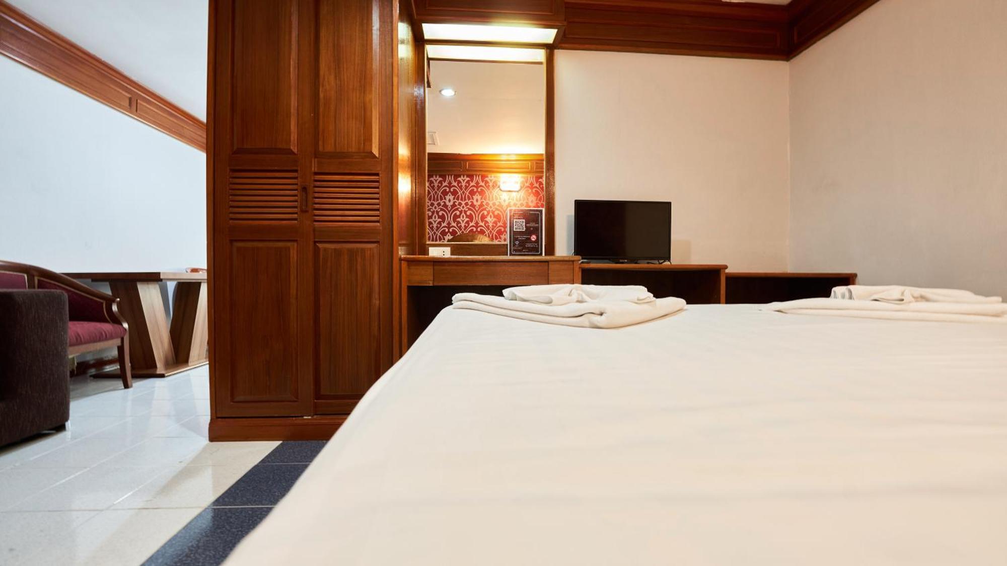 Lime Hotel Patong Bilik gambar