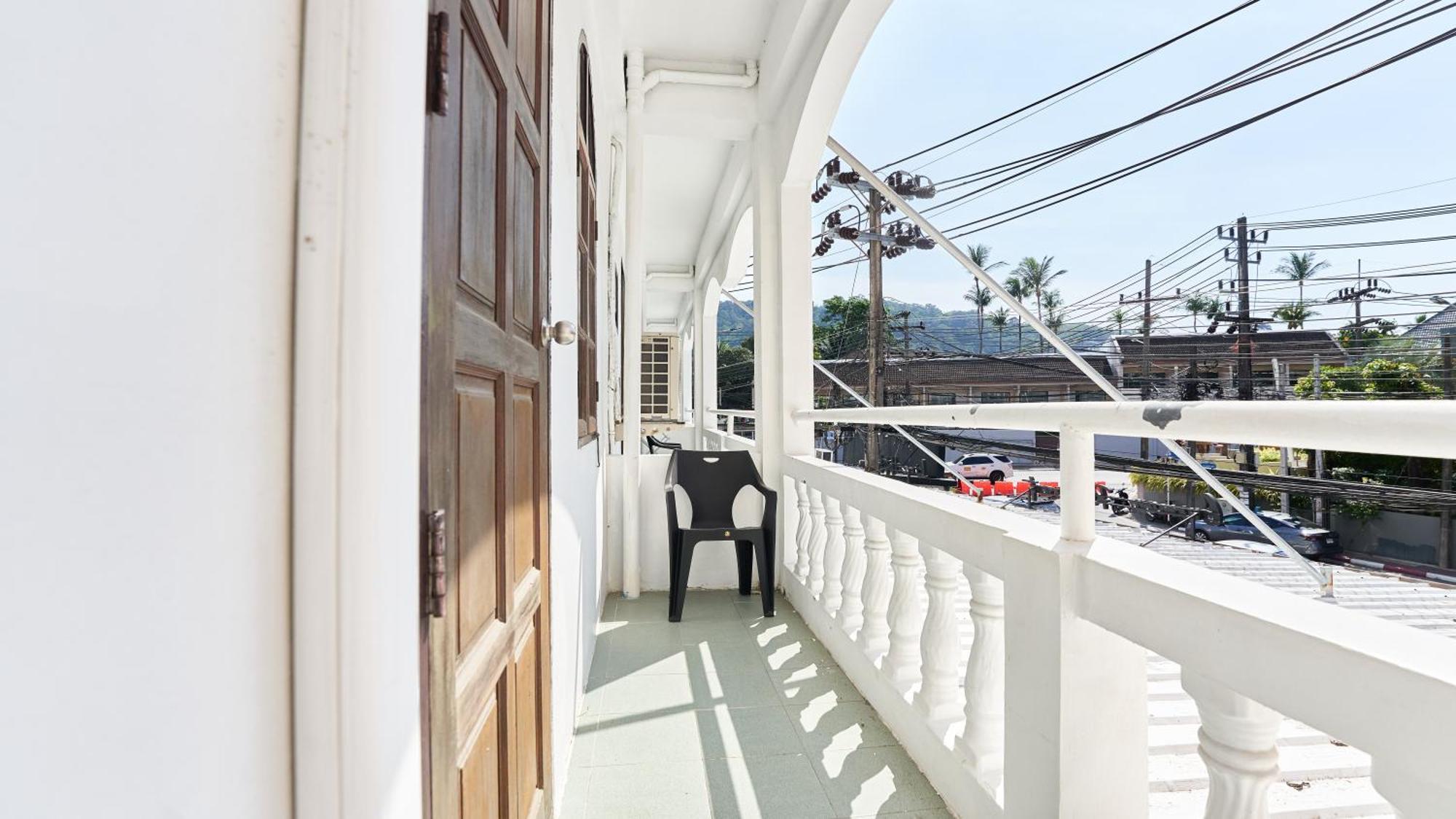 Lime Hotel Patong Bilik gambar