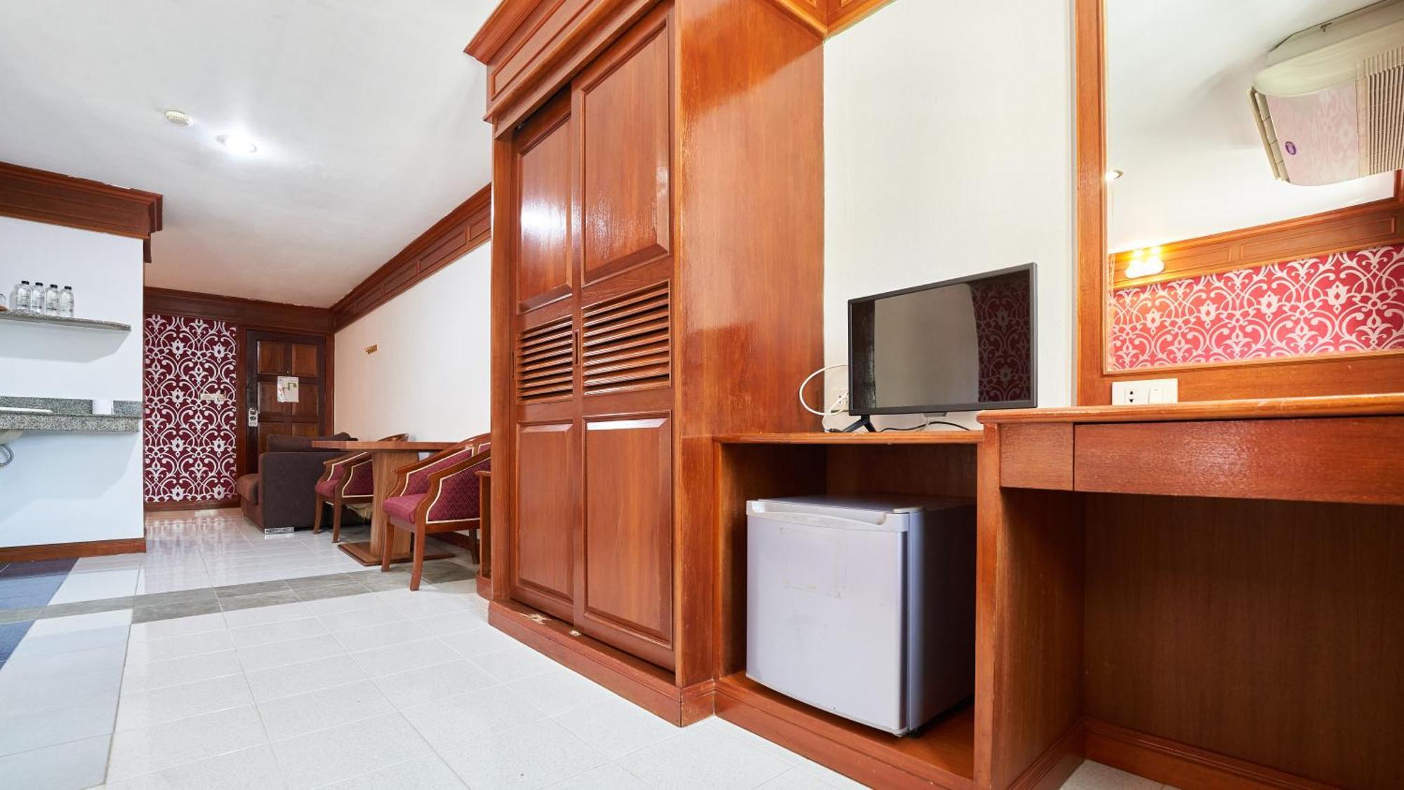 Lime Hotel Patong Bilik gambar